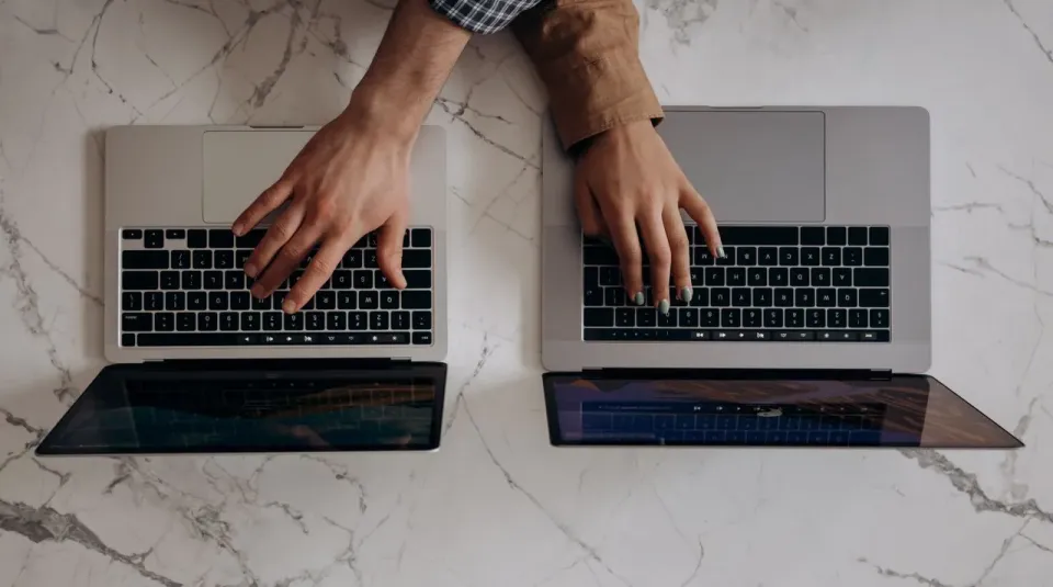 Czy marka ma znaczenie przy wyborze komputera poleasingowego? Dell, Lenovo i HP w praktyce