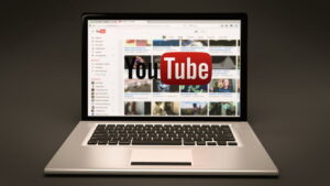 Jak zarabiać na YouTube? – odpowiada Ksawery Tyzo z vStars
