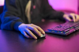 Najlepsza myszka bezprzewodowa – jak wybrać?